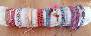 Lot 11 bracelets fantaisie rose/violet