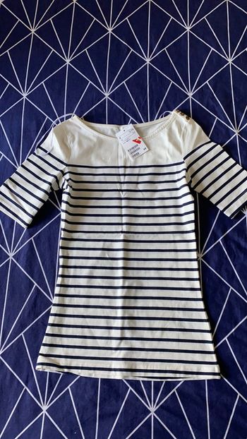 T shirt 👚 près du corp H&M taille XS