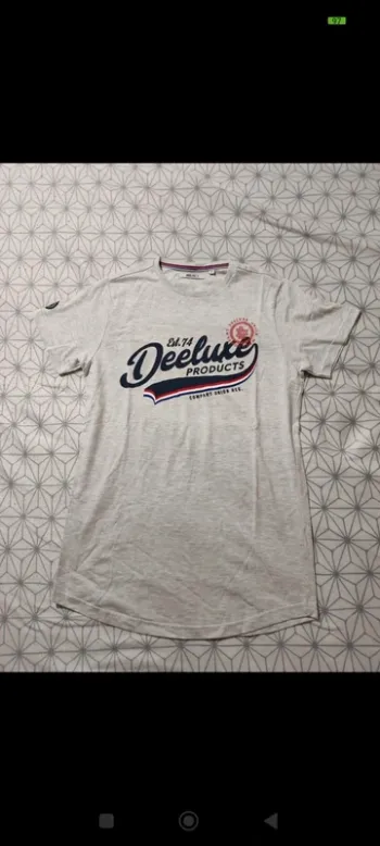 Tee shirt Deeluxe T S