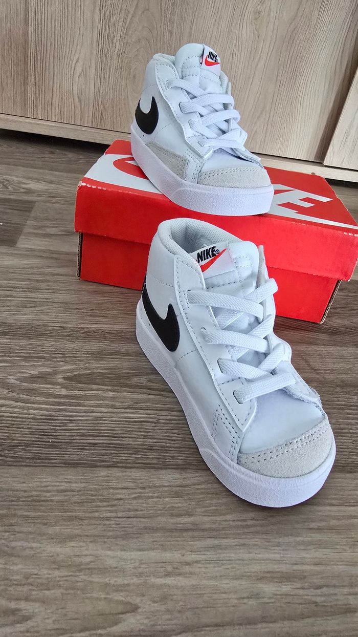 Nike Blazer enfant – Pointure 22 – Neuf - photo numéro 6