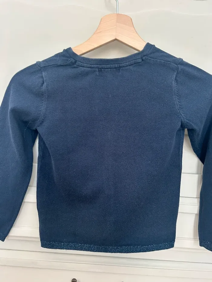 Petit gilet cardigan de couleur bleu foncé , marine taille 6 ans - photo numéro 4