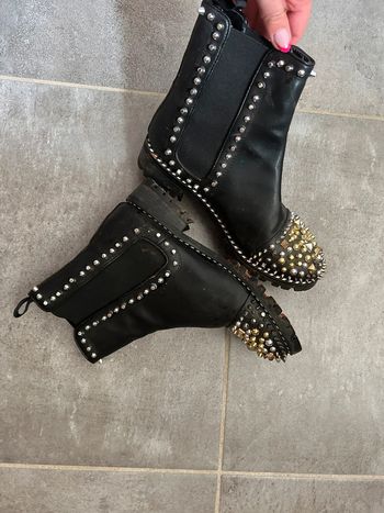 Bottines en cuir stylée T37