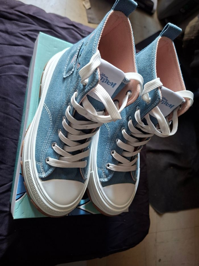 Baskets montantes stitch - photo numéro 2