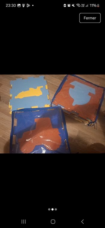 Lot de 18 dalles puzzle en mousse pour enfant.
Avec motifs (voiture, tracteur…).