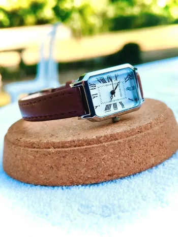 Montre marron argentée femme, style fox vintage