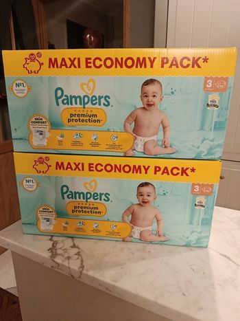 Couches Pampers taille 3