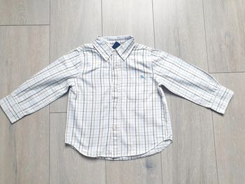 Tres belle chemise blanche a rayures.  Garçon 3 ans  Marque H&M