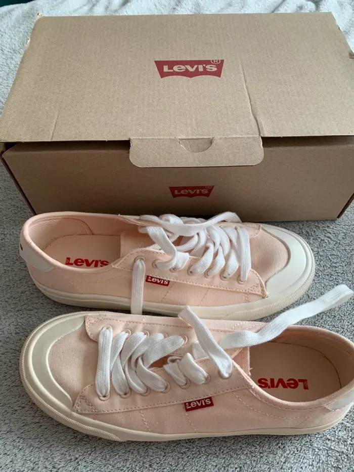 Chaussure Levi's poiture 40