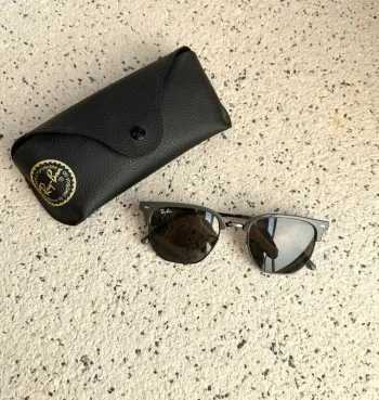 Lunette de soleil Ray-Ban New Clubmaster