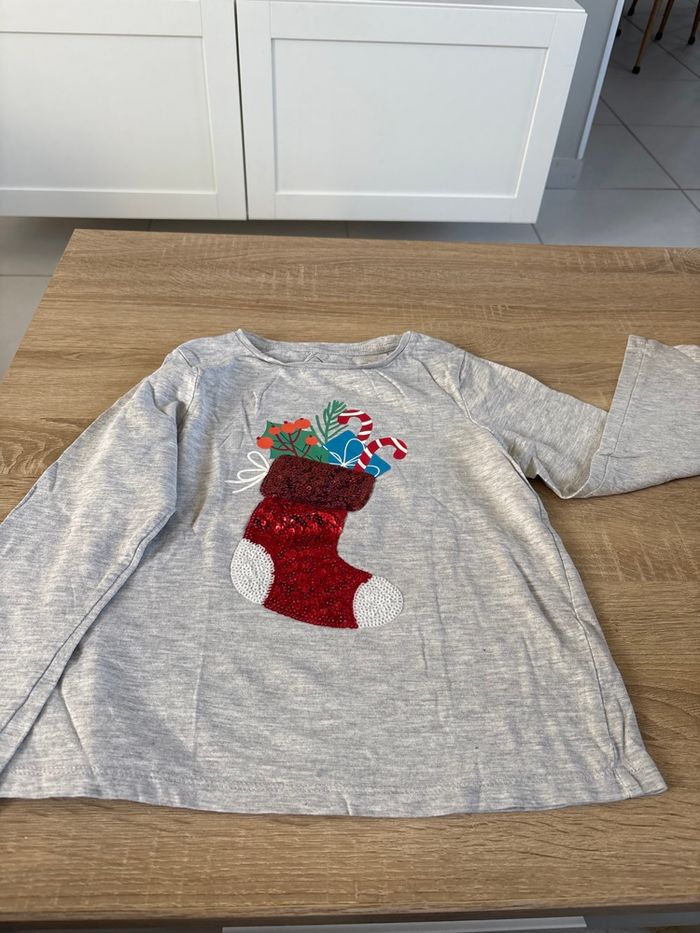 T shirt noël tex 7/ 8 ans