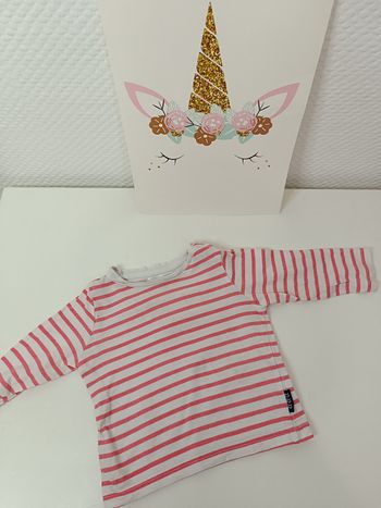 🦄 Tee shirt bébé fille taille 9 mois 🦄