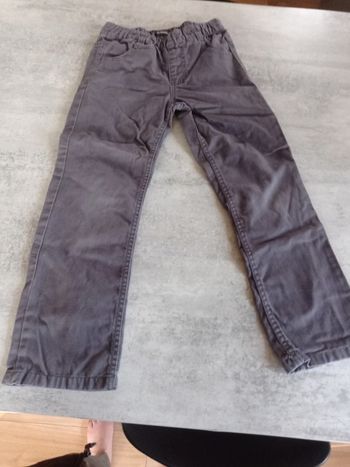 Pantalon élastique à la taille 7 ans