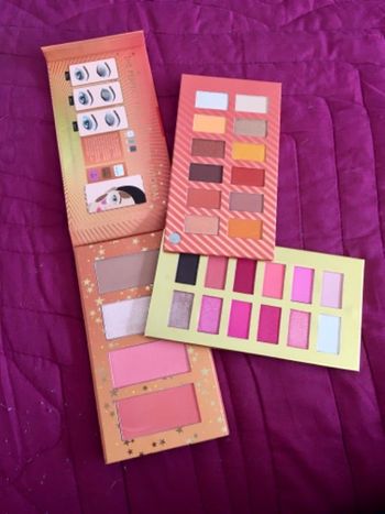 Triple Palette Yeux et Teint LET’S FACE THE GLOW