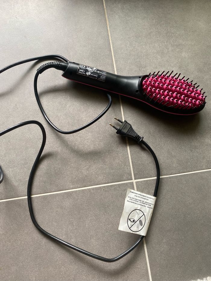 Brosse lissante chauffante