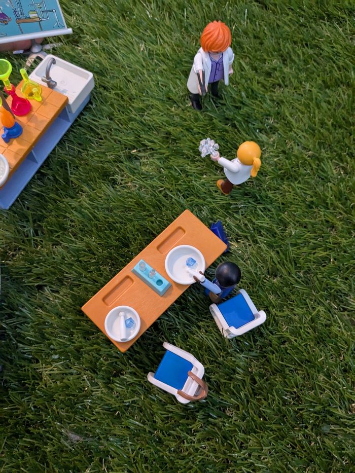 Salle de classe chimie playmobil - photo numéro 2