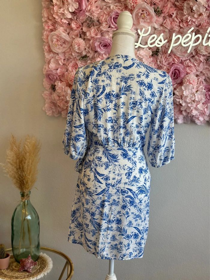 Belle robe portefeuille à motifs fleuris Jouy, taille S - Mango - photo numéro 5