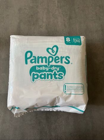 34 couches Pampers baby dry pants T8 NEUF