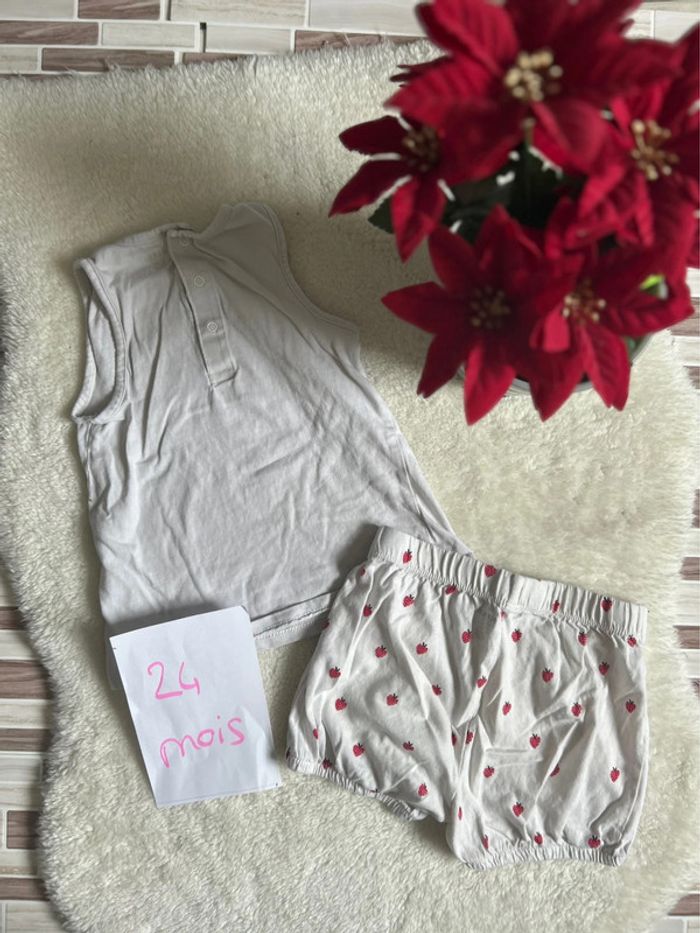 Ensemble fraise ~ Kiabi - 24 mois - photo numéro 3