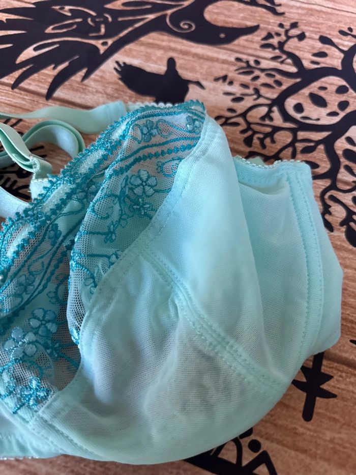 Soutien gorge corbeille femme - photo numéro 2