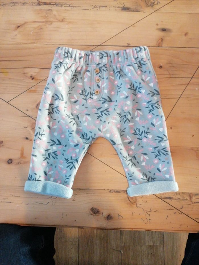 Pantalon fleuri
