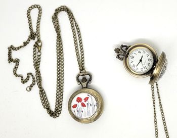 Bijoux création montre coquelicots style vintage gousset