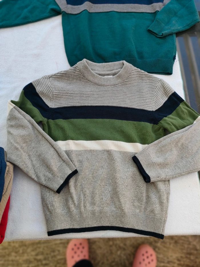 Lot garçon 5 ans hiver - 2 pulls 4 sweats 3 tshirts - photo numéro 13