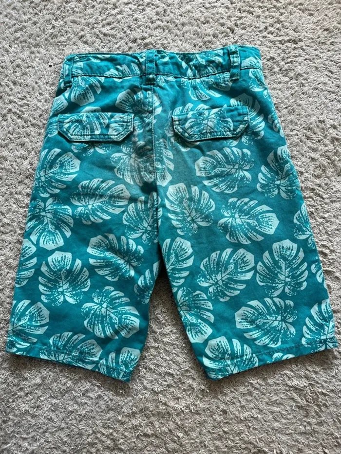 Short à fleurs bleu turquoise marque Orchestra taille 5 ans - photo numéro 5