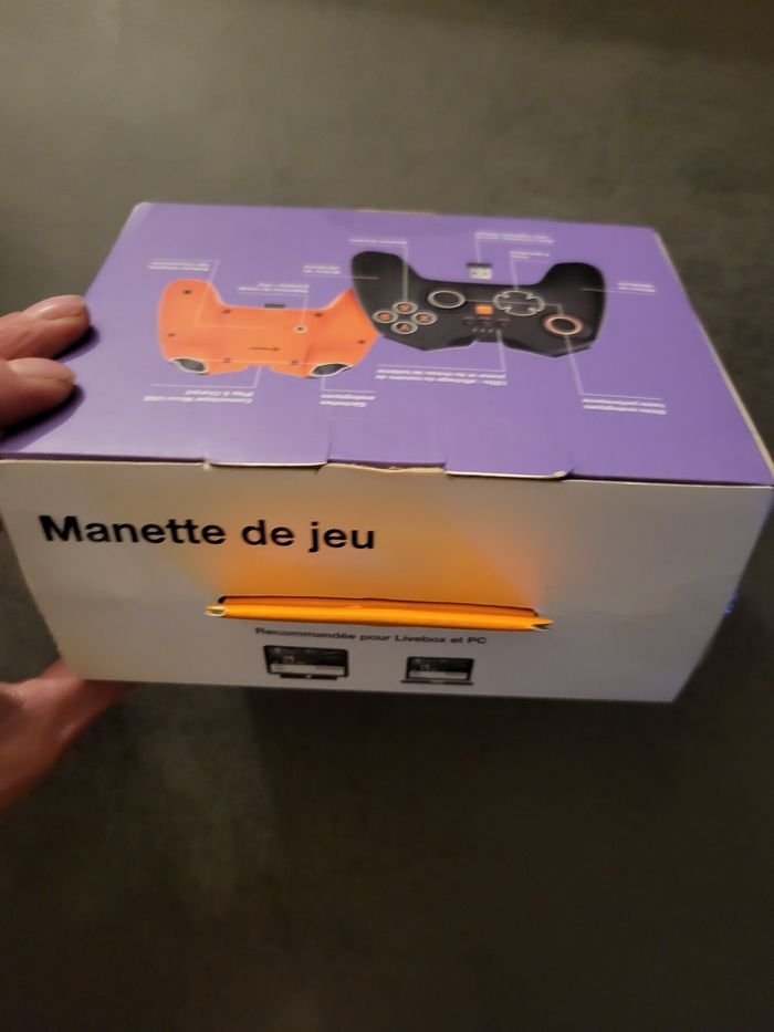 Manette de jeu pour PC et livebox - photo numéro 3