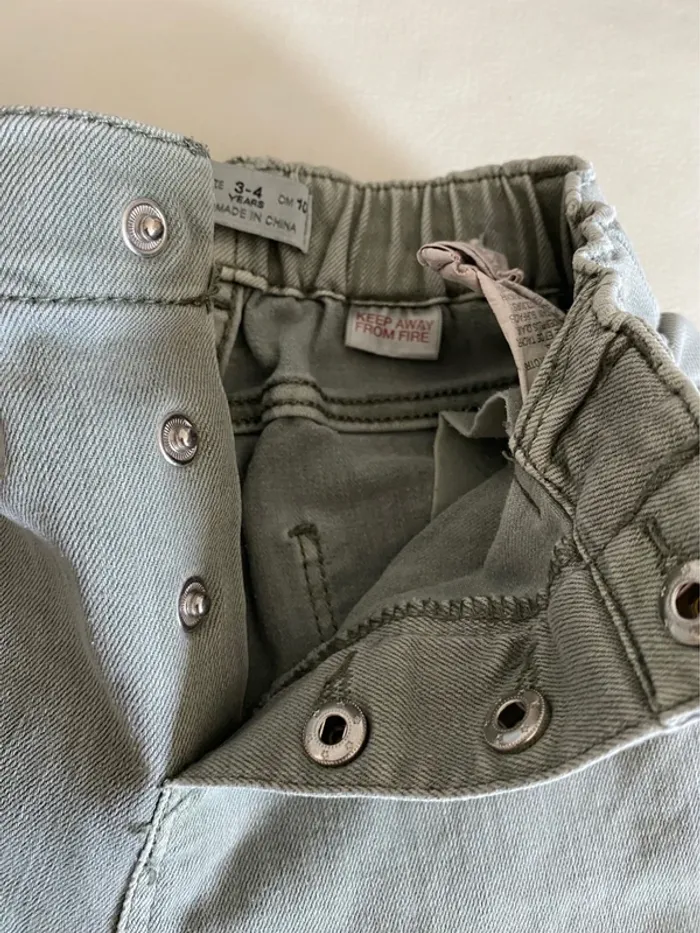 Lot 2 jeans Zara 104 cm - photo numéro 4