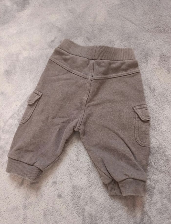 Ensemble 6 mois - photo numéro 3