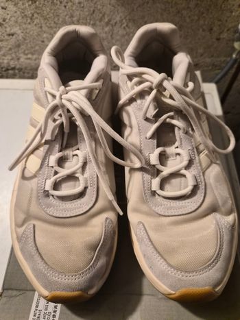 Baskets adidas oreille taille 44 2/3