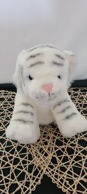 doudou tigre blanc