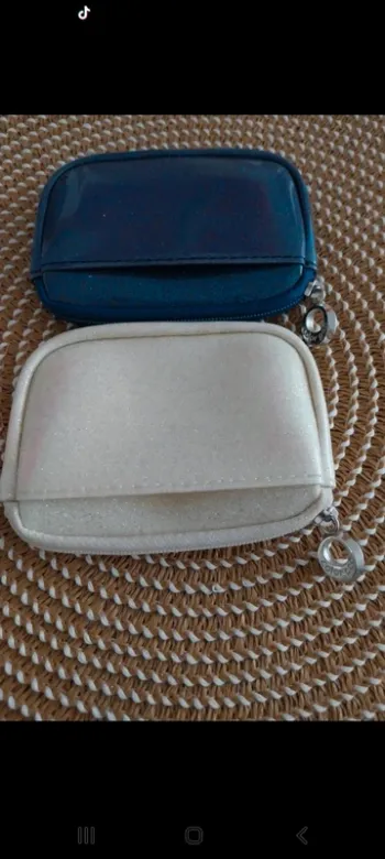 2 porte monnaie à paillettes