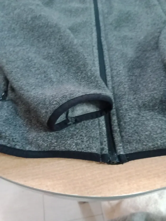 Veste polaire grise - photo numéro 11
