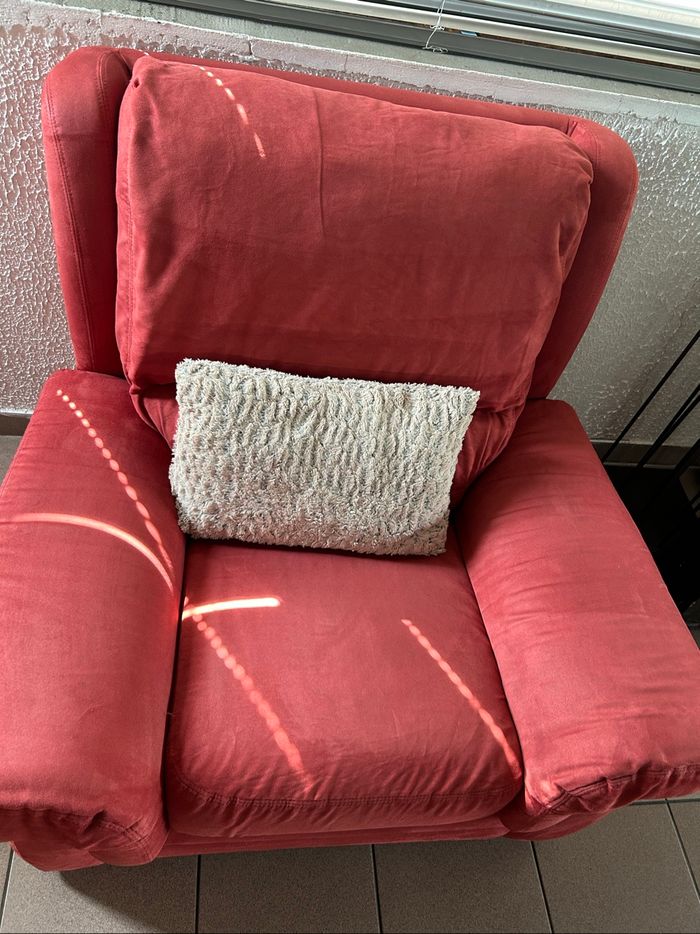 Vends canapé et fauteuil qualité atlas - photo numéro 2
