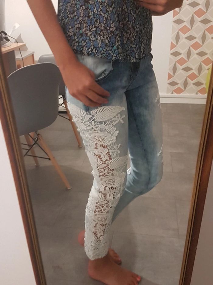 Jean clair dentelle coté Taille 36