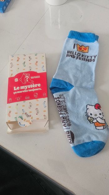 Chaussette hello kity burger king