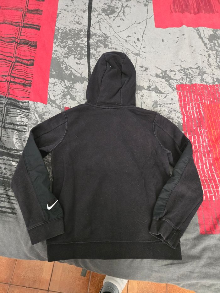 Veste Nike en 10/11 ans - photo numéro 4