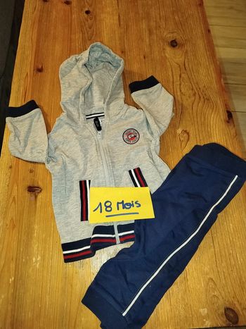 Gilet + jogging 18mois