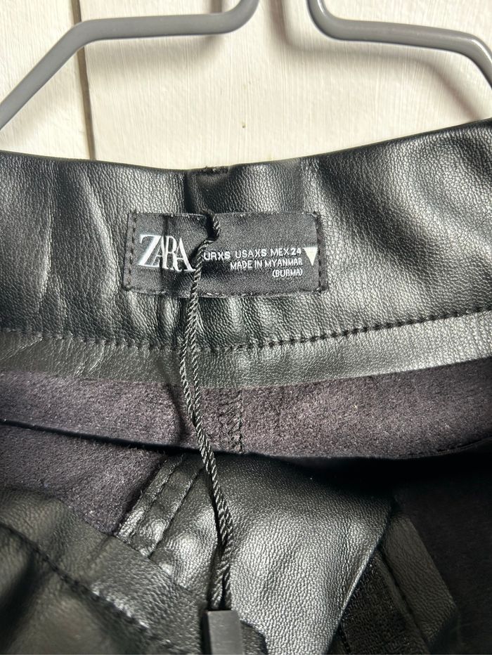 Pantalon en cuir Zara - photo numéro 3