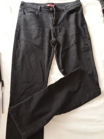 Jeans noir taille 40
