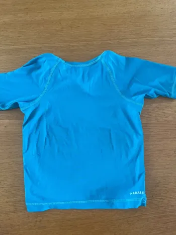 T-shirt uv 4 ans