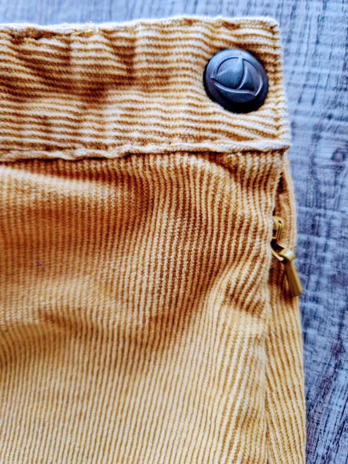 Jupe en velours côtelé Petit Bateau 5 ans