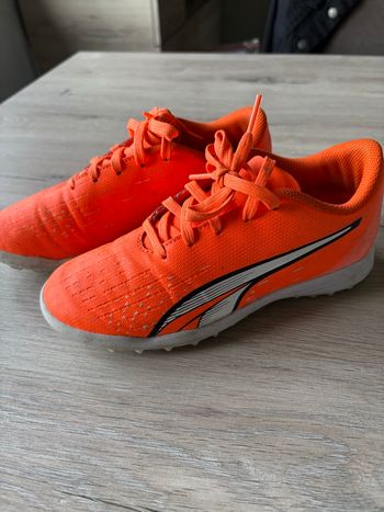 Stabiles baskets futsal foot Puma Ultra