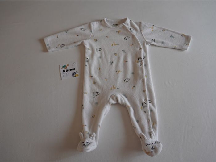 Lot n°2 de 3 Pyjamas velours Kiabi en 6 mois - photo numéro 2