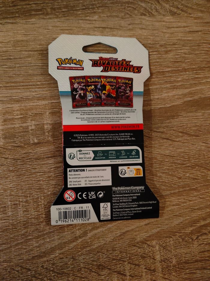 Booster Pokémon Rivalités Destinées EV10 - photo numéro 2