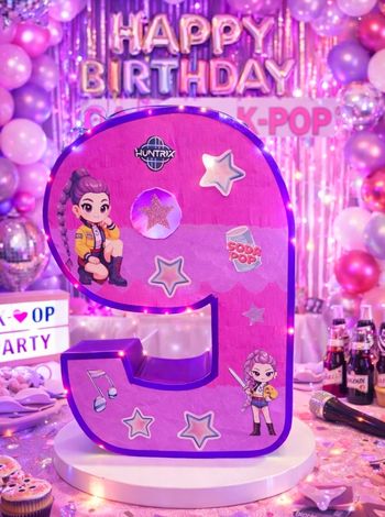 Pinatas anniversaire 9ans kpop 