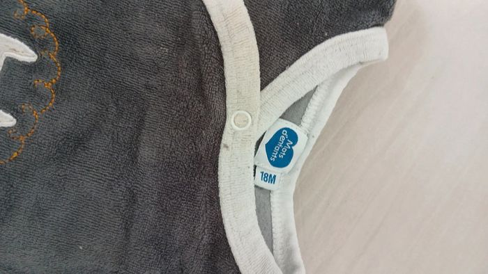 Lot pyjamas velours 18m - photo numéro 3