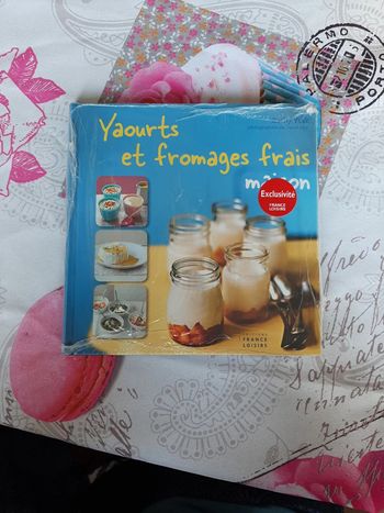 Livre de cuisine Yaourts et fromages frais maison