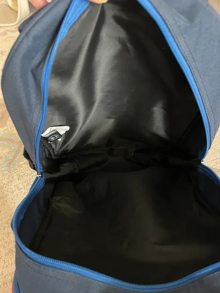 Sac à dos + trousse - photo numéro 7